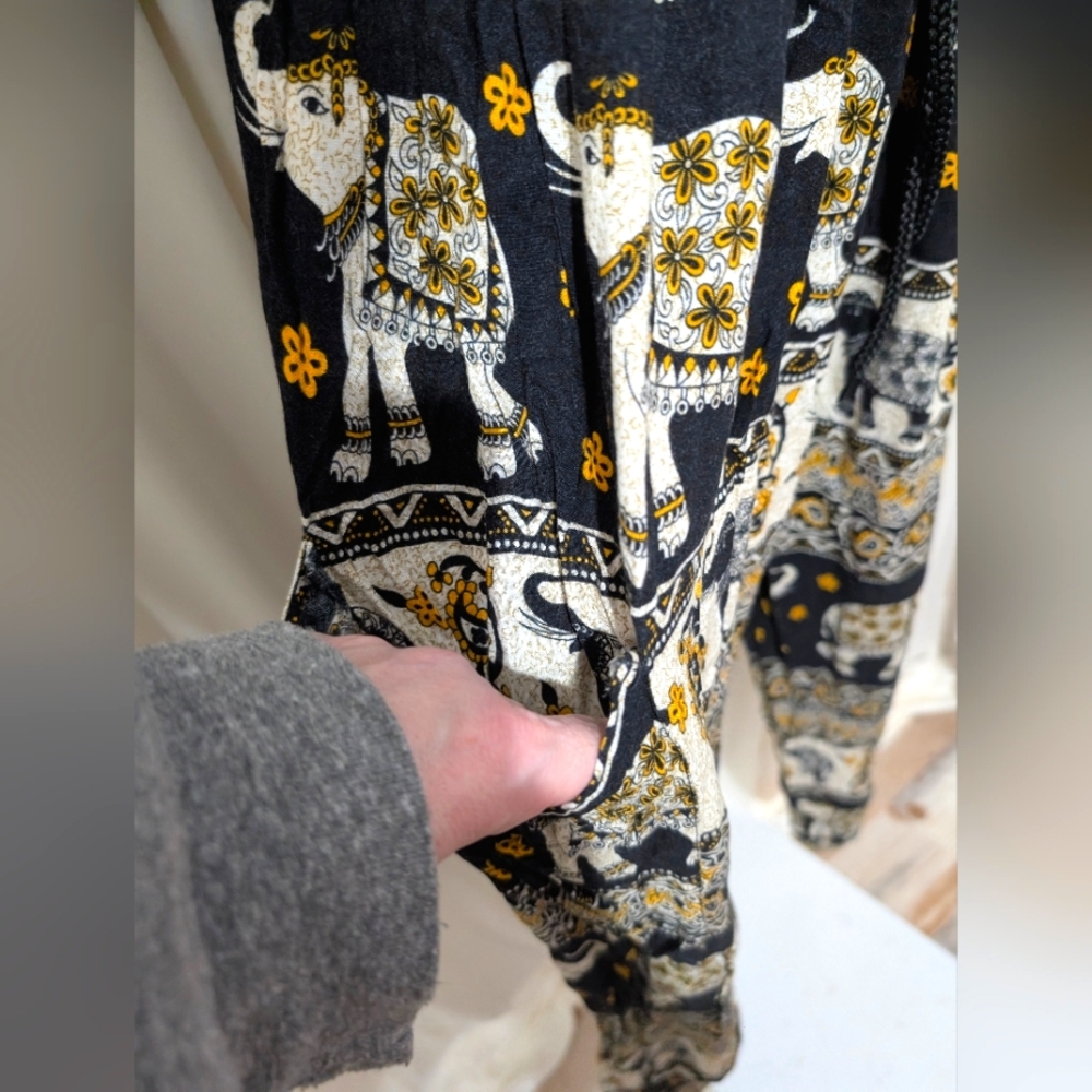 Earthbound Trading Co. elephant pants Size Large - Picture 4 of 10